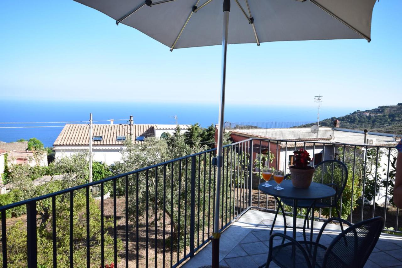 Fondo Santa Lucia Apartment Sant'Agata sui due Golfi Room photo